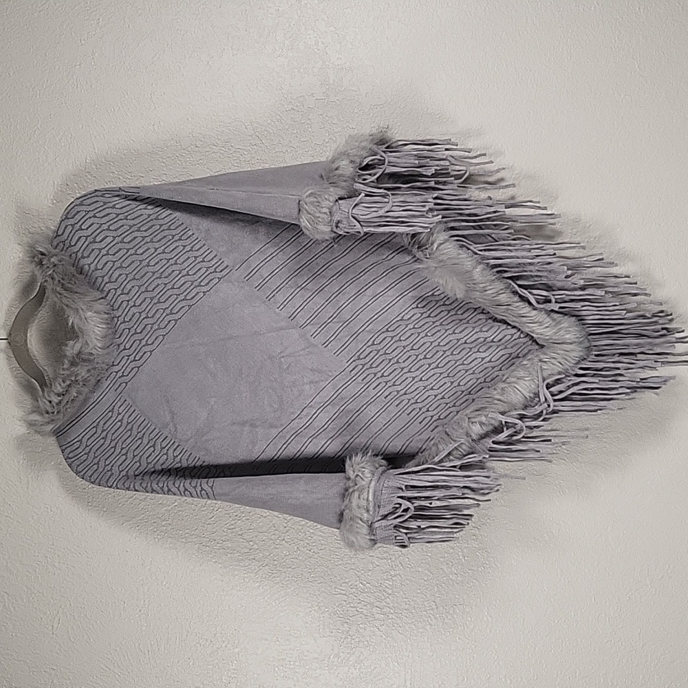Chic Ruff Poncho One Size‎ Gray